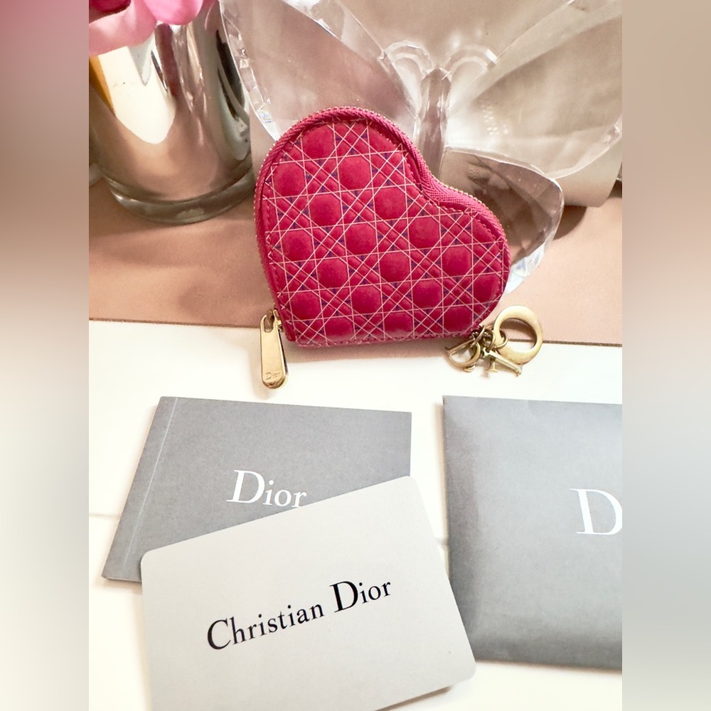 Pink Dior Heart Coin Wallet - Picture 12 of 12